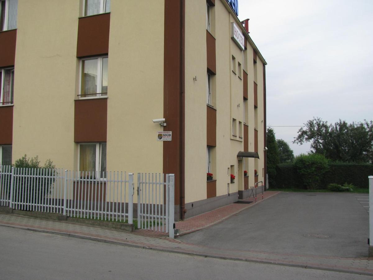 Hotel Eden Rzeszow Exterior photo